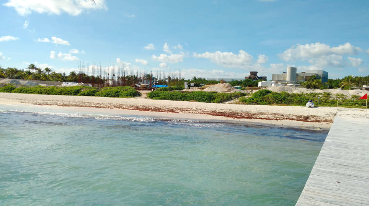 The Beach Club at the Grand Bliss end of the property is no longer.  Rather, it is a work in progress.  It is not the first time.